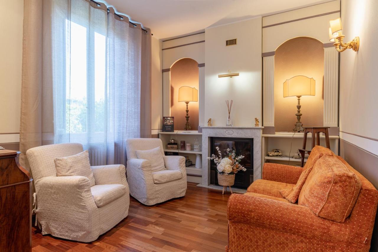 Villa Romantica Lucca Esterno foto