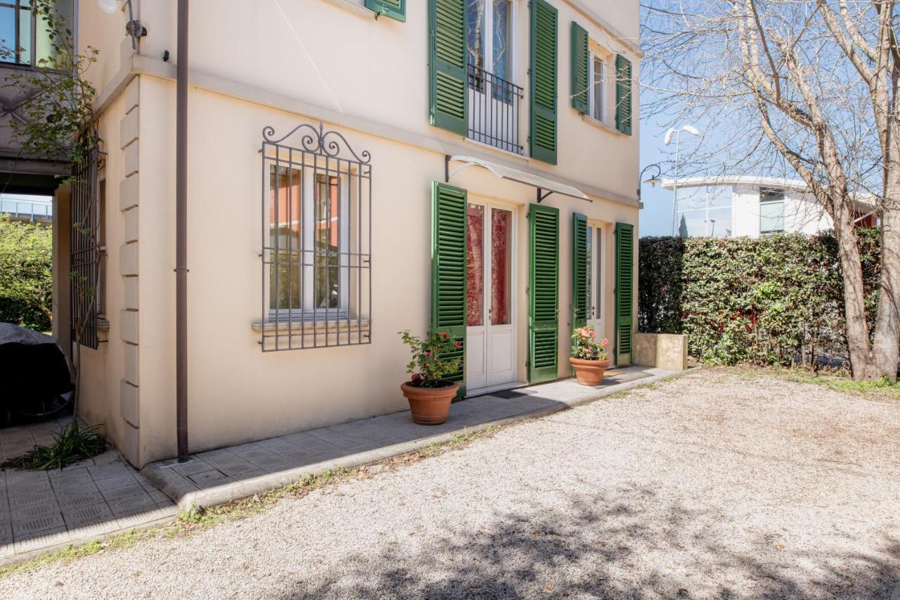 Villa Romantica Lucca Esterno foto