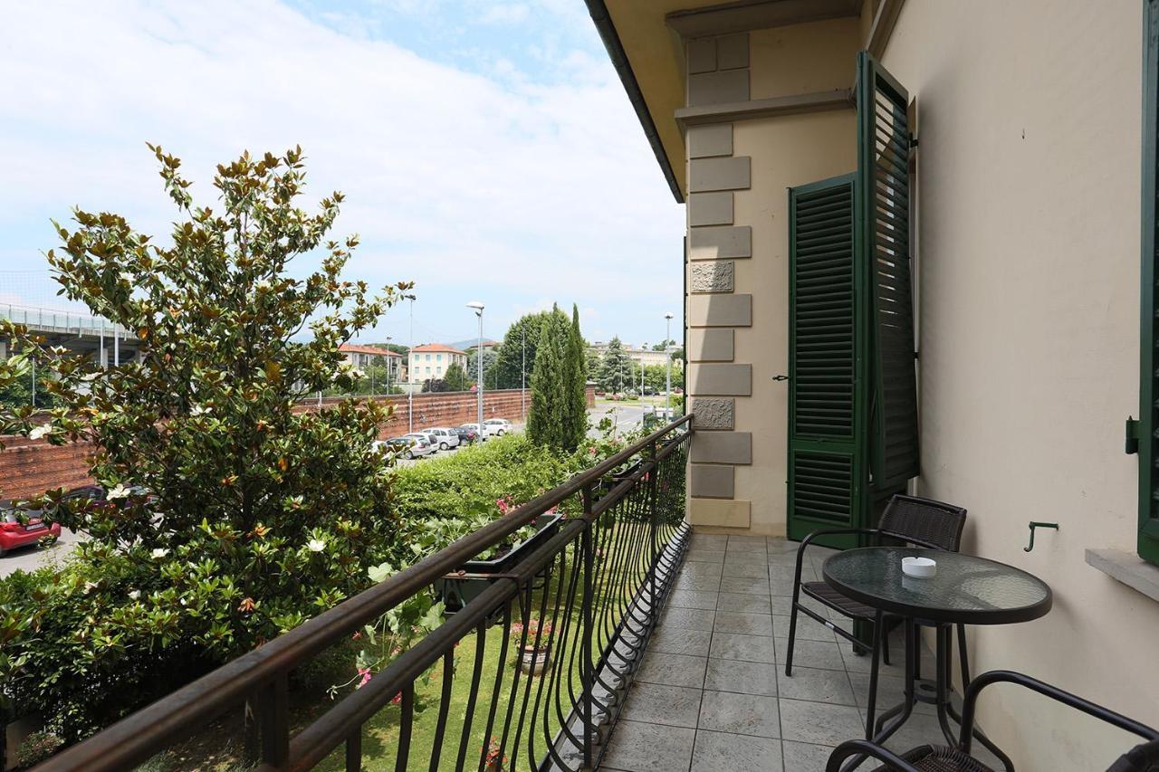 Villa Romantica Lucca Esterno foto